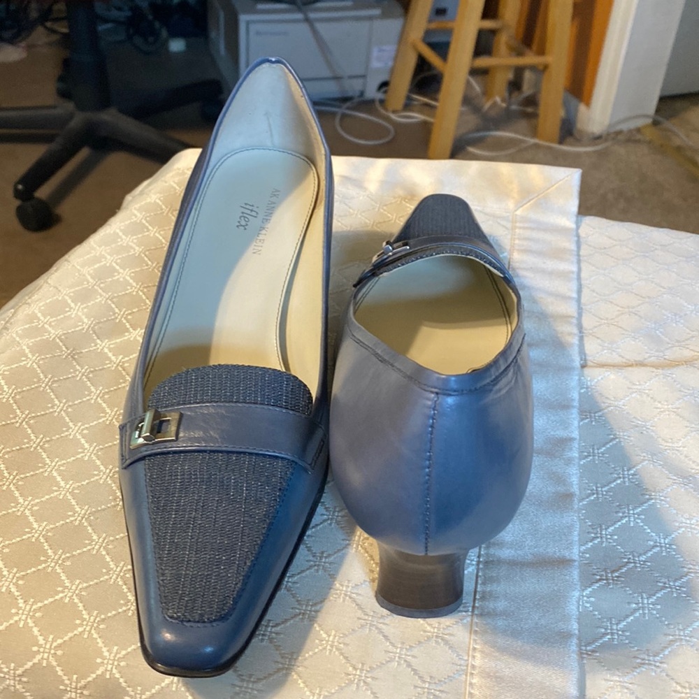 Anne Klein, Color: Steel Blue, Size 9.5, Leather